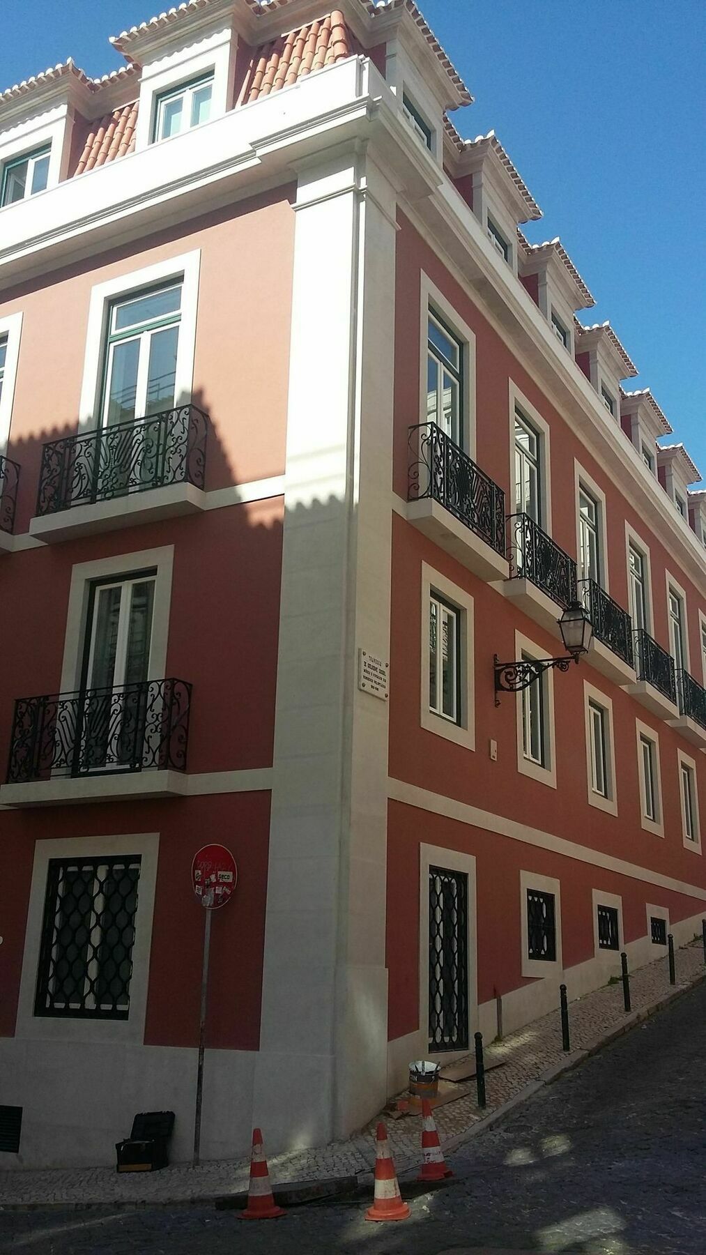 Lisbon Serviced Apartments - Chiado Emenda Exterior photo